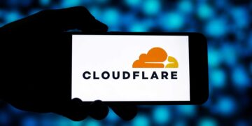 How the Recent Cloudflare Outage Impacts Side Hustlers and Freelancers
